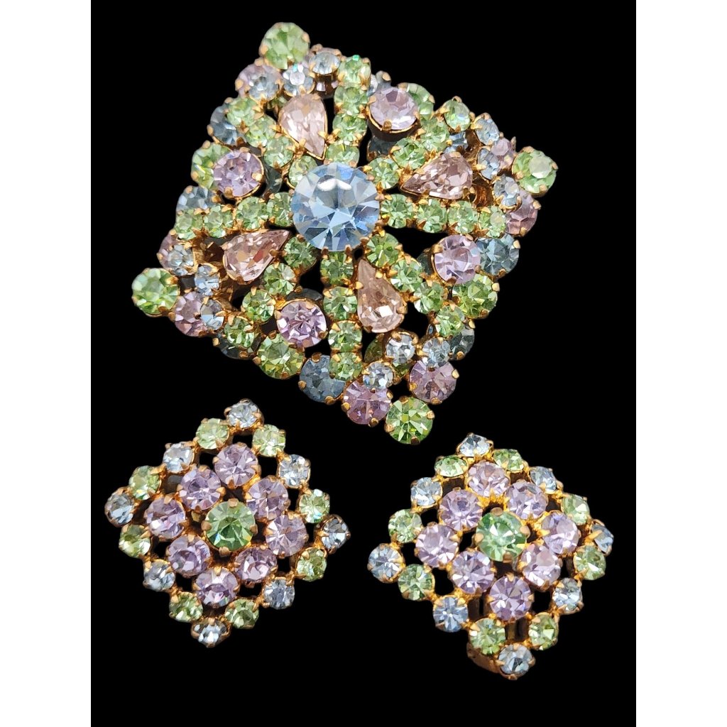 Amazing Pastel Colored Austria Brooch And Earrings Set (A4946)
